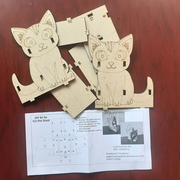 DIY Pen stand : Cat design