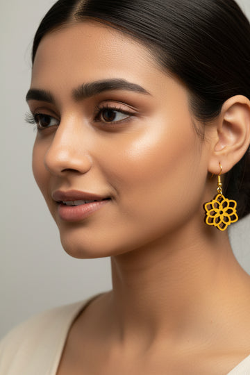 wooden ear ring :Yellow